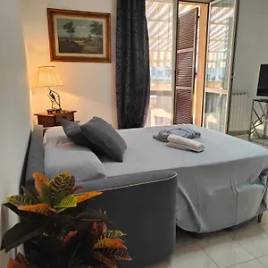  Appartamento Riva Vacanze Italia